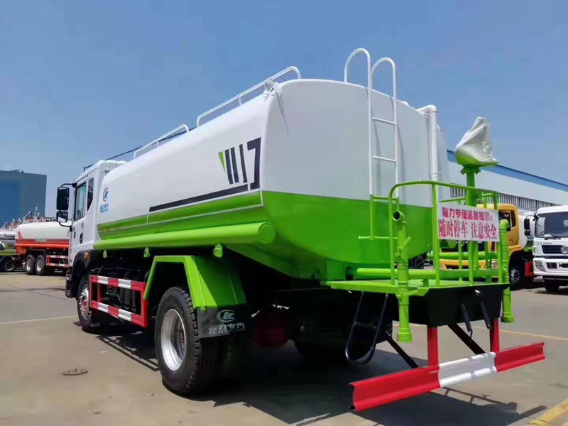 國六東風(fēng)大多利卡D9 14方灑水車